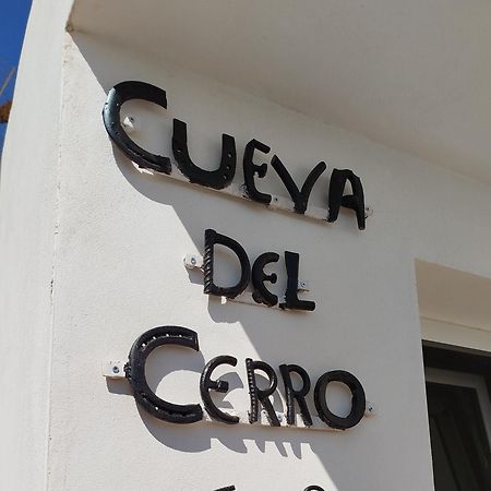 Alojamiento Rural Cueva Del Cerro Casas del Cerro Zewnętrze zdjęcie
